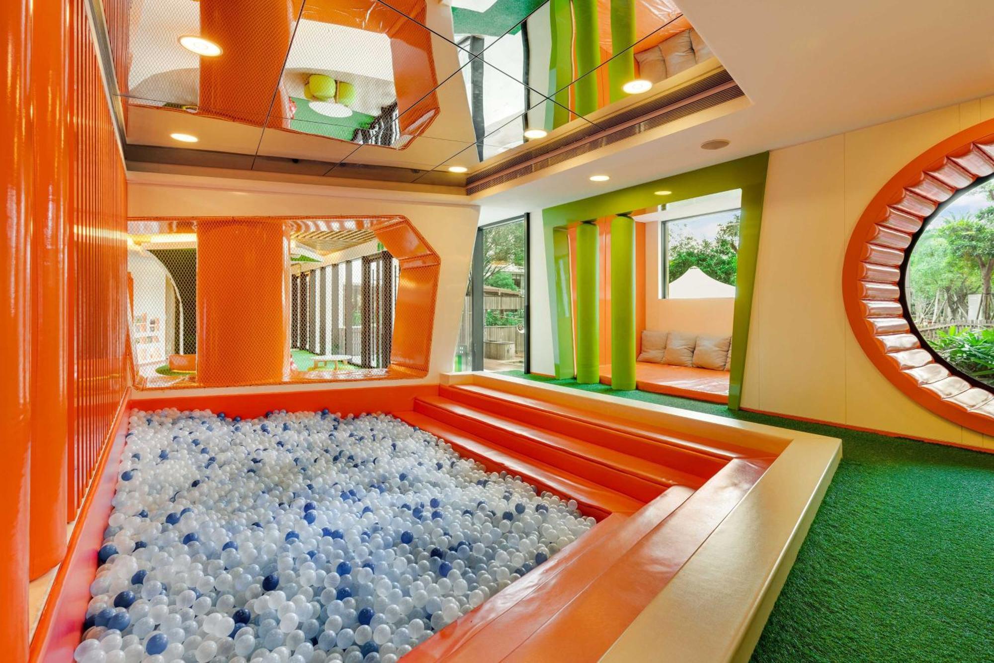 The Westin Tashee Resort, Taoyuan Даксі Екстер'єр фото Ball pit at the indoor playground